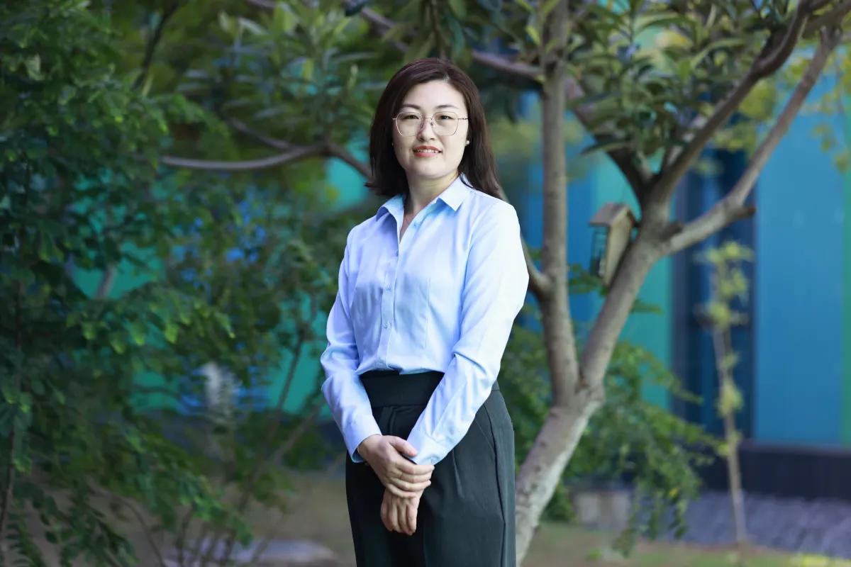 Iris Zou